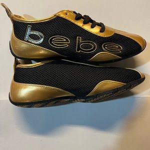 Bebe / Women’s Size 7 - Brand New / Never Worn